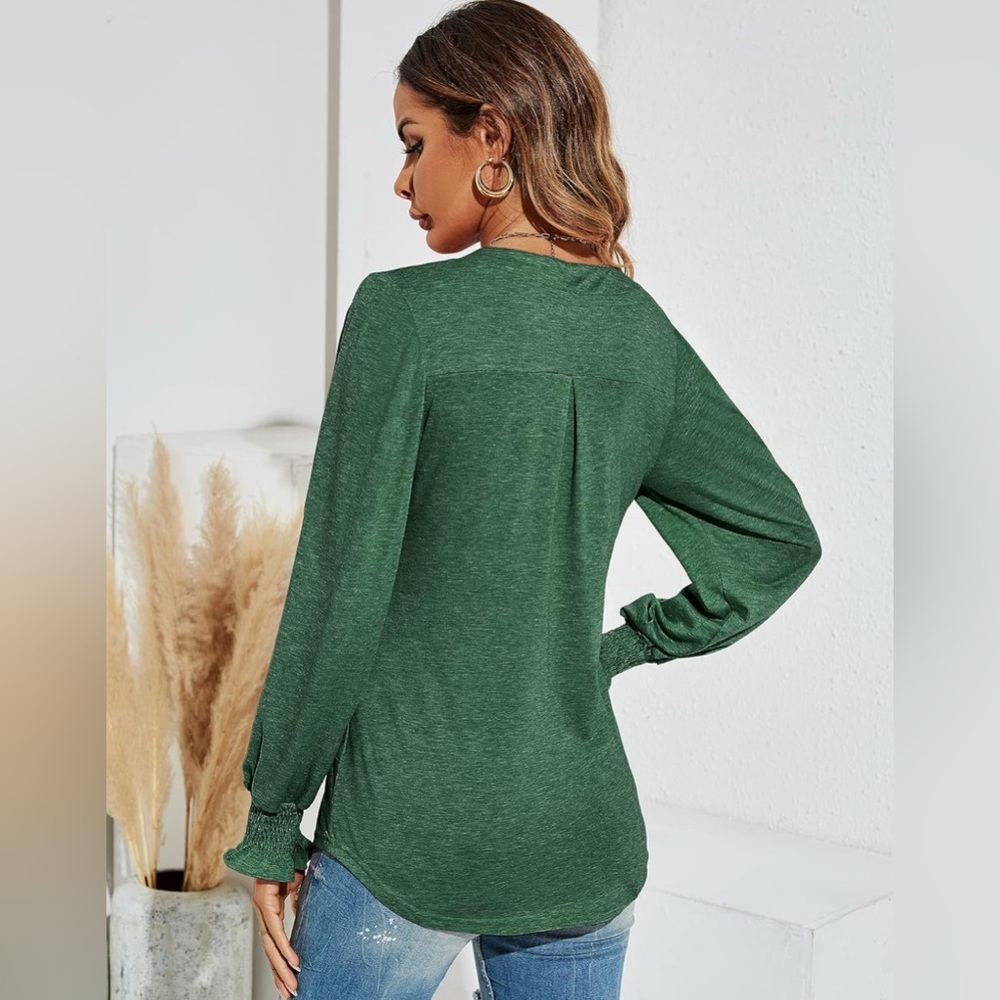 EUC Romanstii Women's V-Neck T-Shirts Loose Puff Long Sleeve Tunic Top - Picture 2 of 5